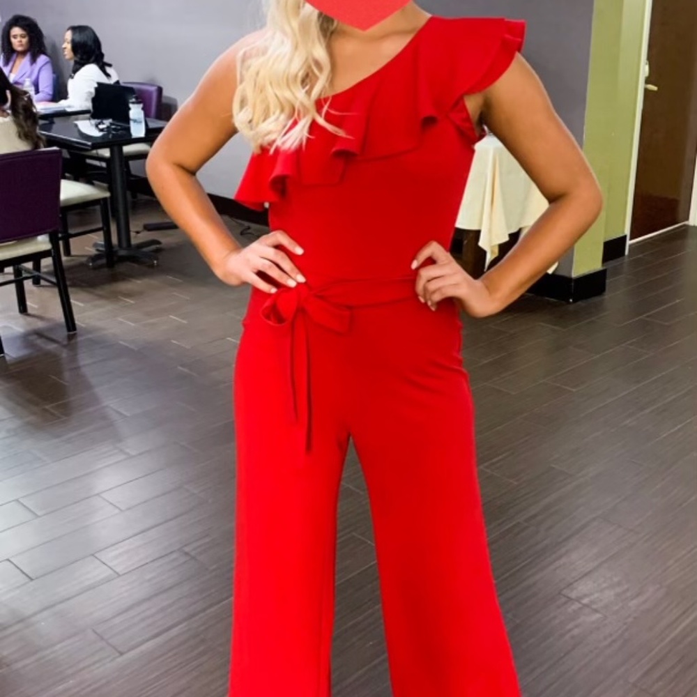 Express brand (size 4): gently used, one shoulder, ruffle, red, jumpsuit